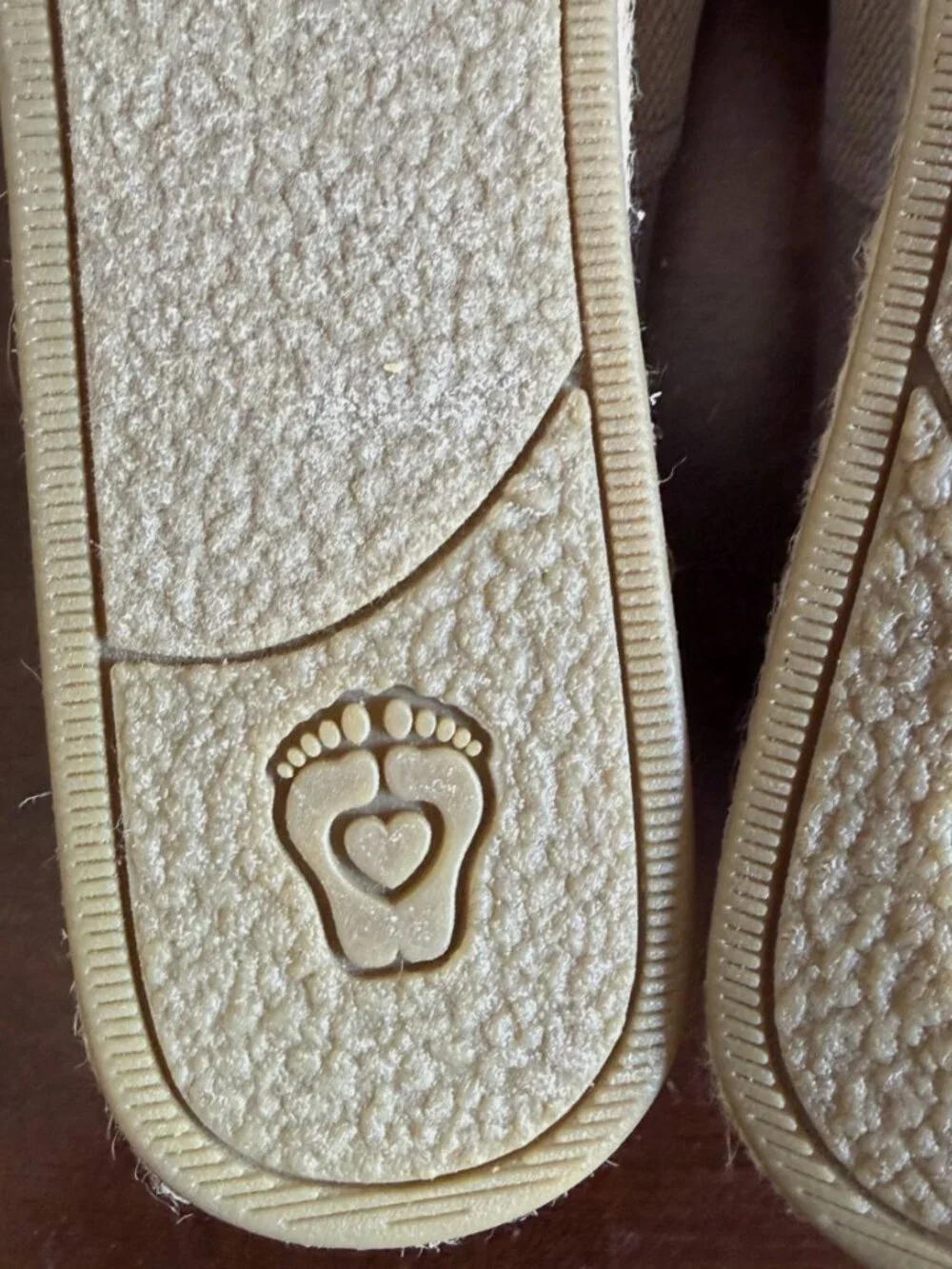Bobs From Skechers Shoes Womens 9.5 Espadrille Beige Slip On Wedge Heels NEW